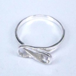 Ring C.Z. Circonia white color