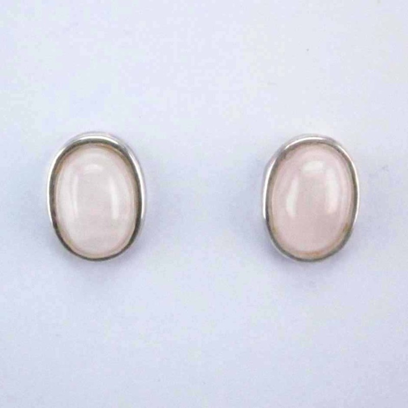 Ea Oval stone 6x8mm. Rose Quartz Ea Oval stone 6x8mm. Rose Quartz