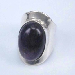 Ring Oval 16x23mm. stone 13x18mm. Ametisth