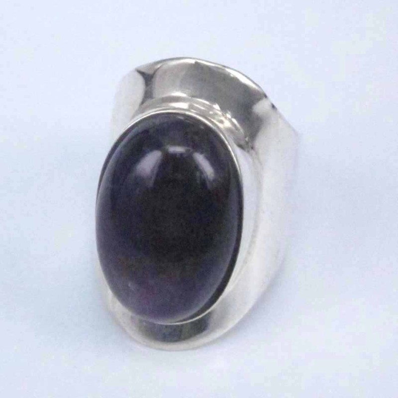 Ring Oval 16x23mm. stone 13x18mm. Ametisth