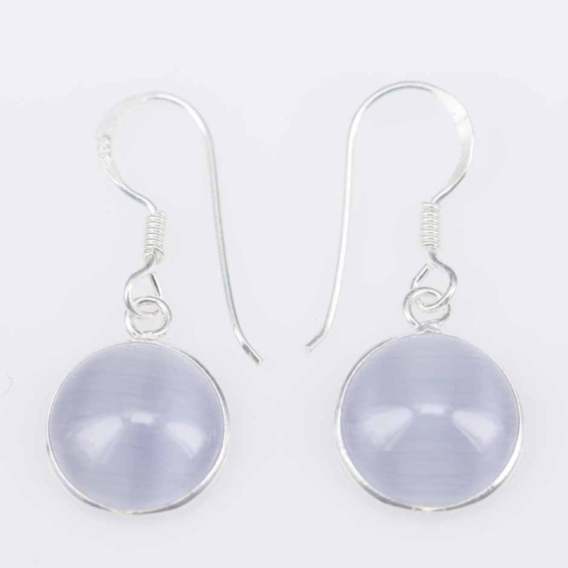 Earring Round 10mm. Cat Eye Blue Color