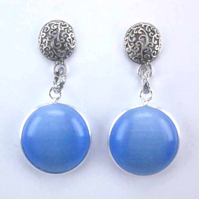 Earring Round +round 16mm.Cat Eye Blue Color