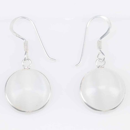 Earring Round 13mm. Cat Eye white Color