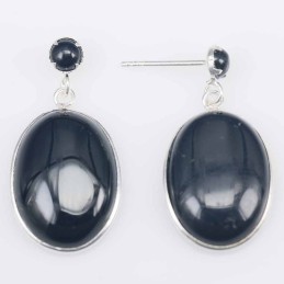 Earring Oval 13x18mm. with 4mm. Onix Stone