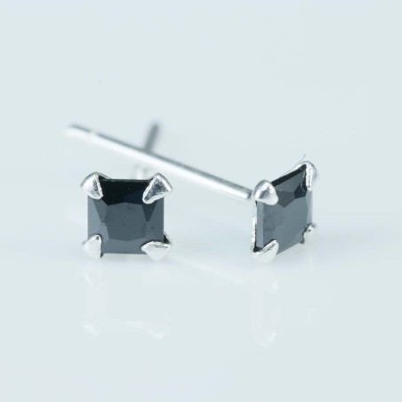 Ea C.Z. sq 3x3mm. Black Color