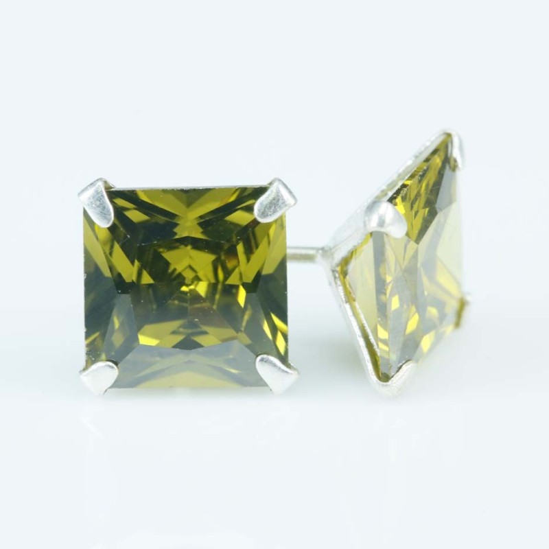 ea c.z. sq 8x8mm. Peridote Color