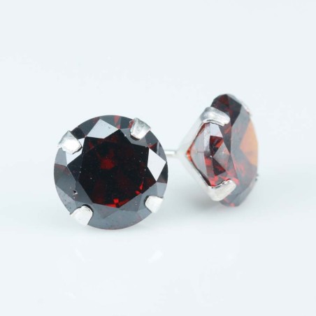 Ea c.z. rd 9mm. Garnet Color