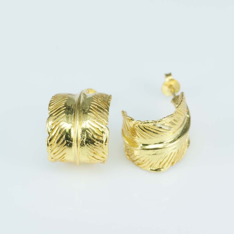 Earring 12x14mm. Plain Gold Color Earring 12x14mm. Plain Gold Color