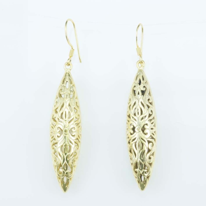 Earring 11x44mm. Plain Gold Color