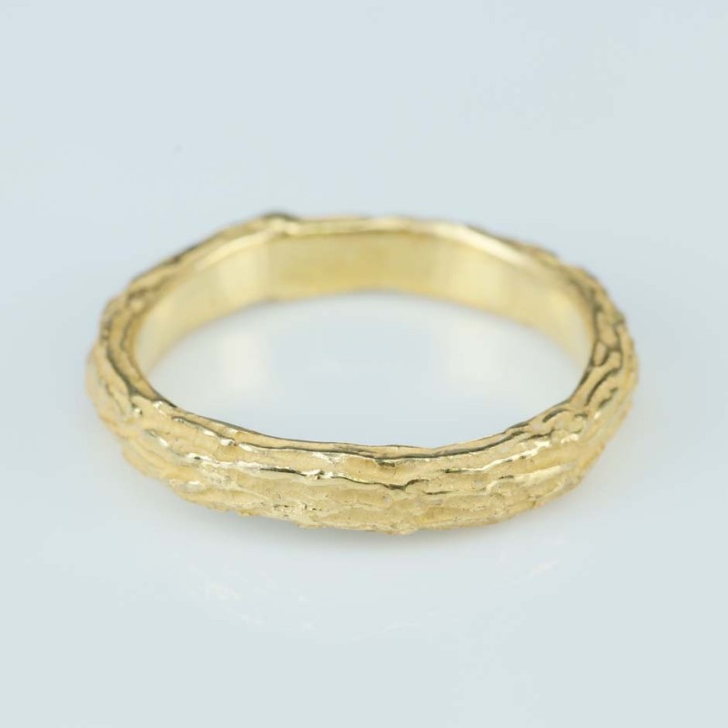 Ring 4mm. Gold Plain size 7