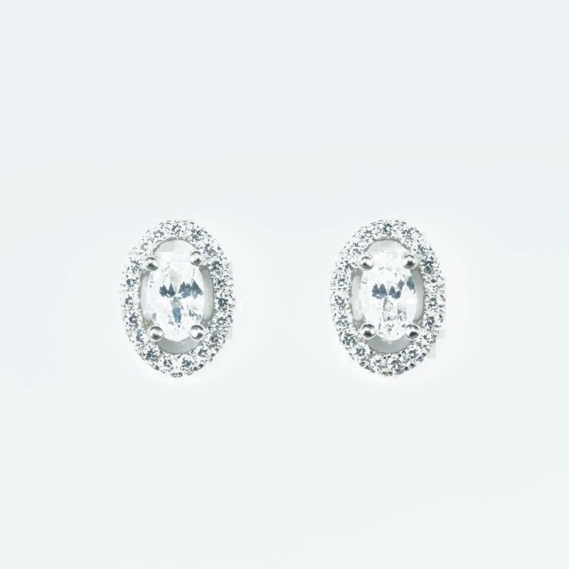 Earring Oval 8x11mm. Circonia