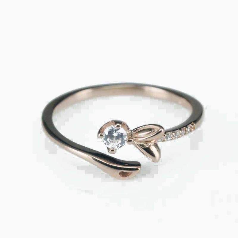 Ring   6mm.  rose  Circonia