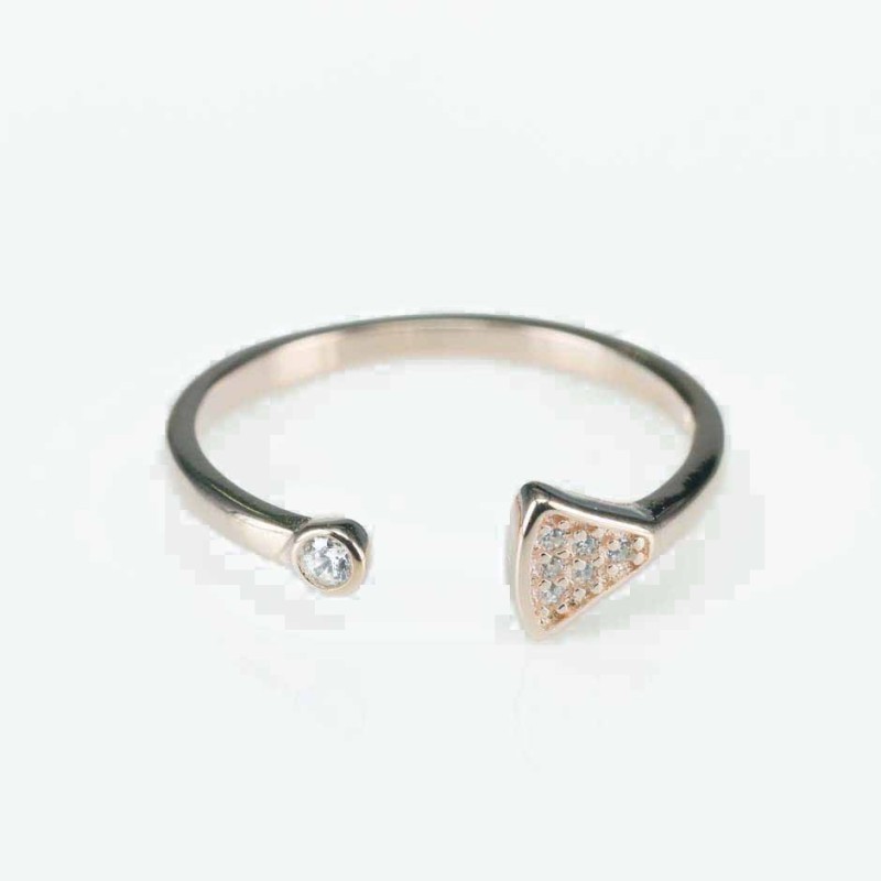 Ring  triangle  6mm.  rose  Circonia