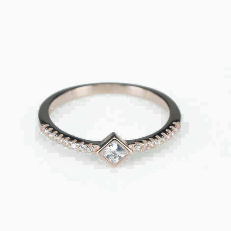 Ring   square  5mm.  rose  Circonia