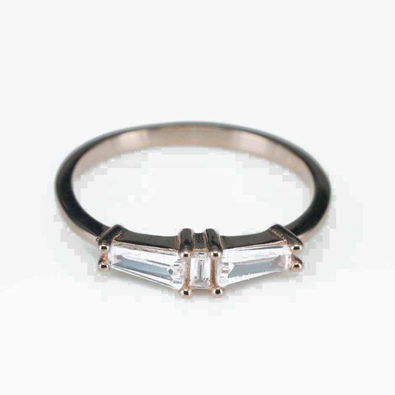 Ring   4mm.   rose  Circonia