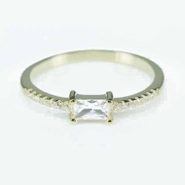 Ring Square 4mm. Circonia gold