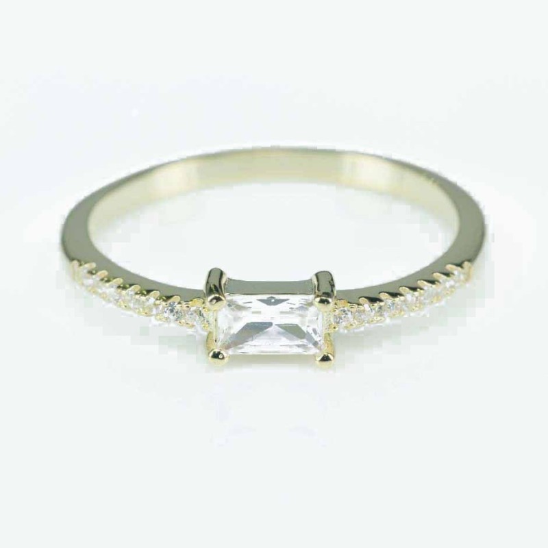 Ring Square 4mm. Circonia gold