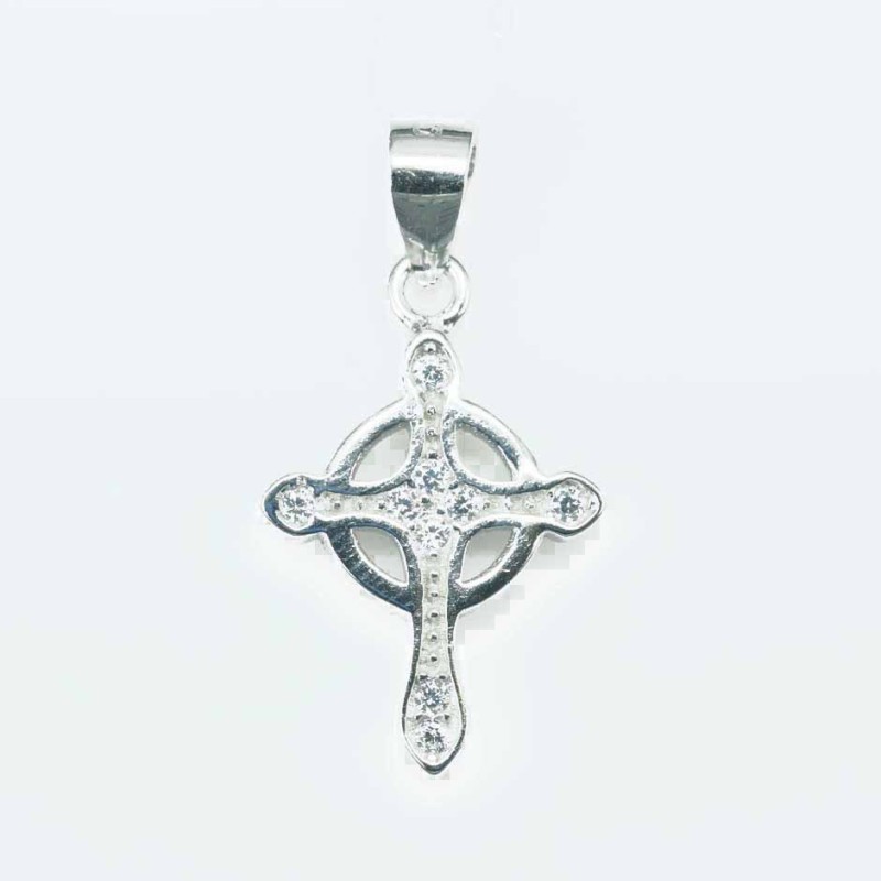 Pendant Cross 12x18mm. Circonia