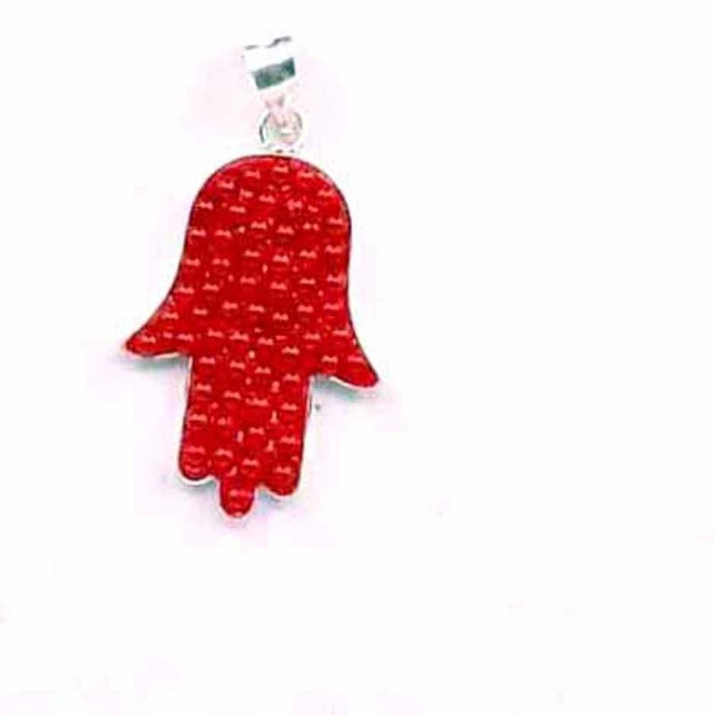 Pendant hand micropearl red color