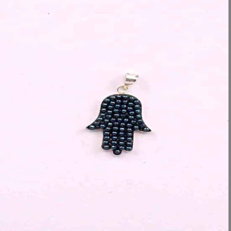 Pendant hand micropearl montana color