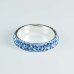 Ring 4mm. Crystal ligth zafire color