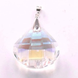Pendant suaros.A big diamond with drop plain