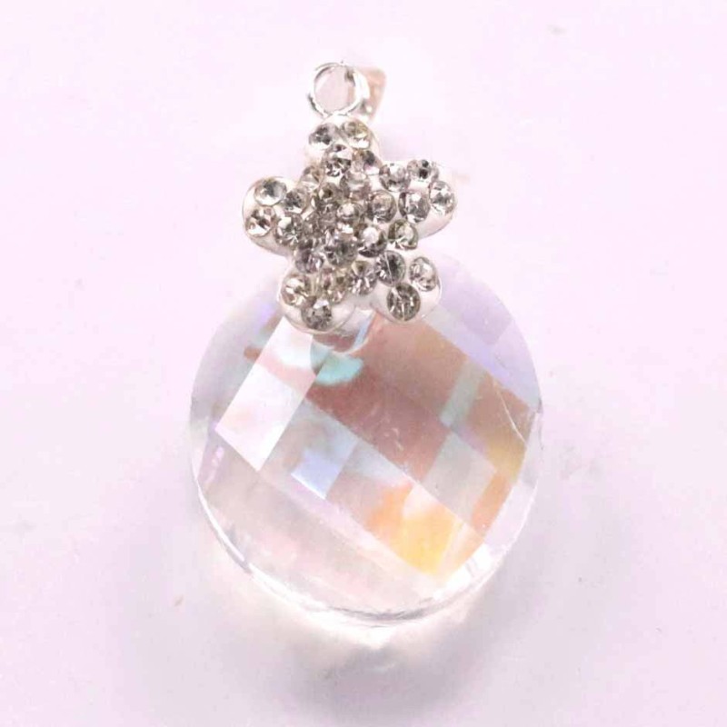 Pendant suaros.A round with flowers white
