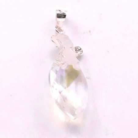 Pendant Oval Suar. A White Color