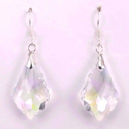 Earring suaros.A Drop 22mm. white