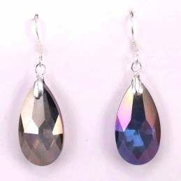 Earring Suaros. A Drop Rainbow Color