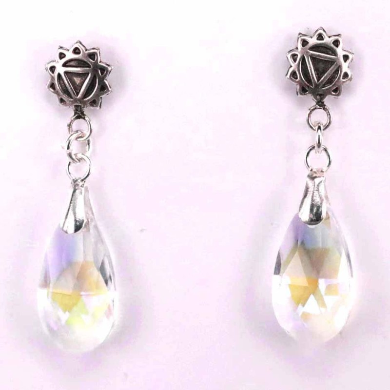 Earring Suaros. A Drop White Color
