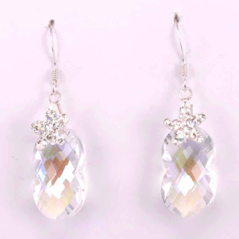 Earring Suaros. A 8 White Color