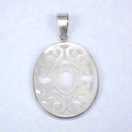 Pendant 32mm. MOP laser cuting