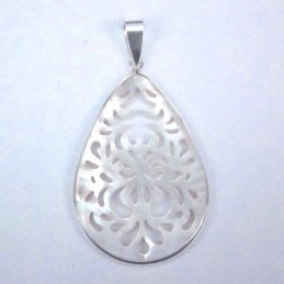 Pendant 42mm. MOP laser cuting