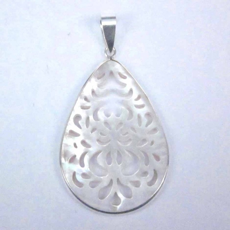 Pendant 42mm. MOP laser cuting