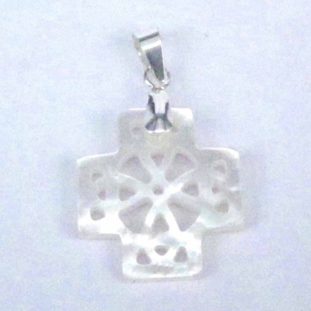 Pendant 17mm. cross Laser Cut MOP