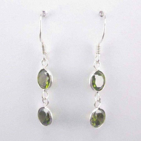 Ea c.z. 2 st. rd 6mm. Peridote Color