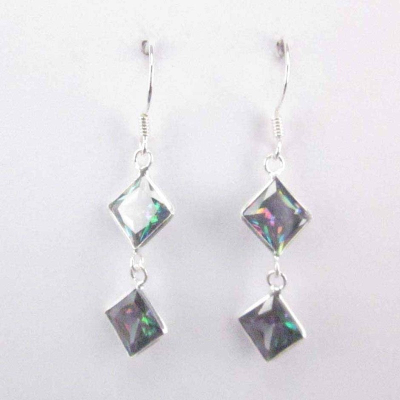 Ea c.z. 2 st. sq 6x6mm. Rainbow Color