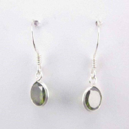 Ea c.z. Rd 7mm. Hook Peridote Color