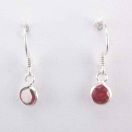 Ea c.z. rd 6mm. hook Garnet color