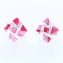 Ea Square C.Z. 7mm. cover design Garnet Color