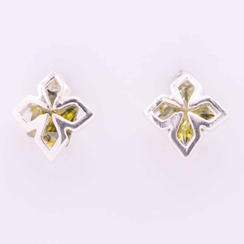 Ea Flower Star C.Z. Peridote Color