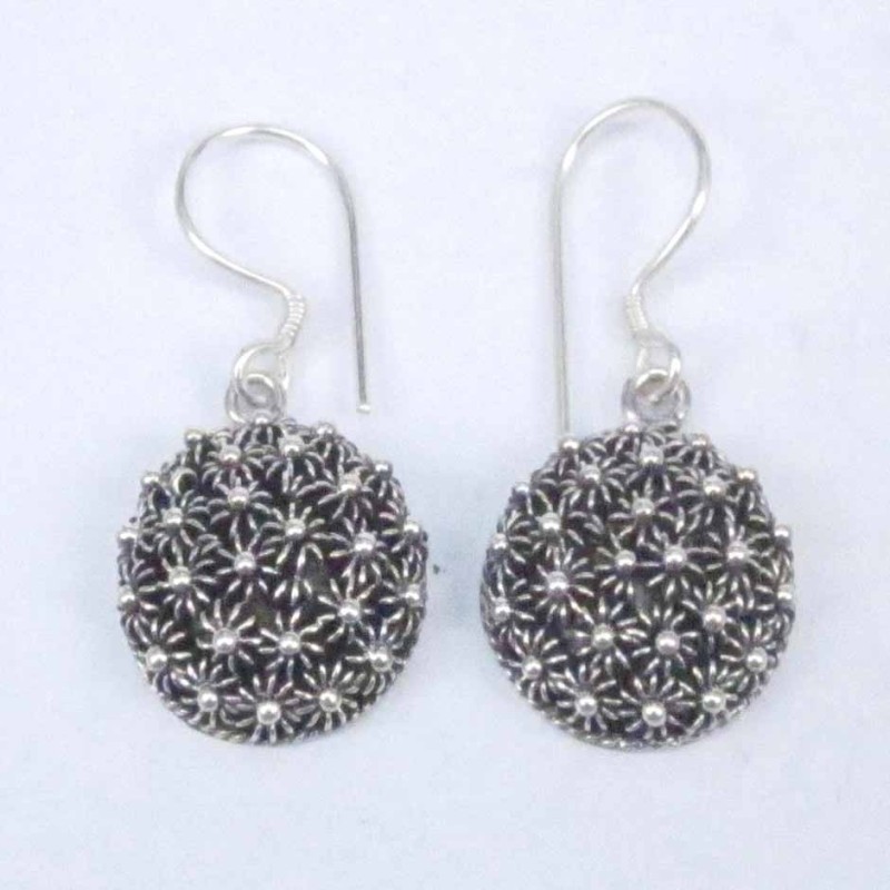 Earring Round Flower Pikun hand make
