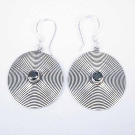 Earring Oval with Black stone Lines hand make