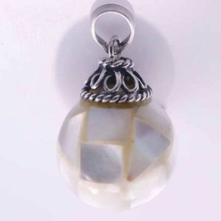 Pendant Ball 14mm. sound Mother of Pearl