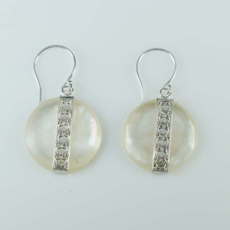 Earring Round MOP Shell