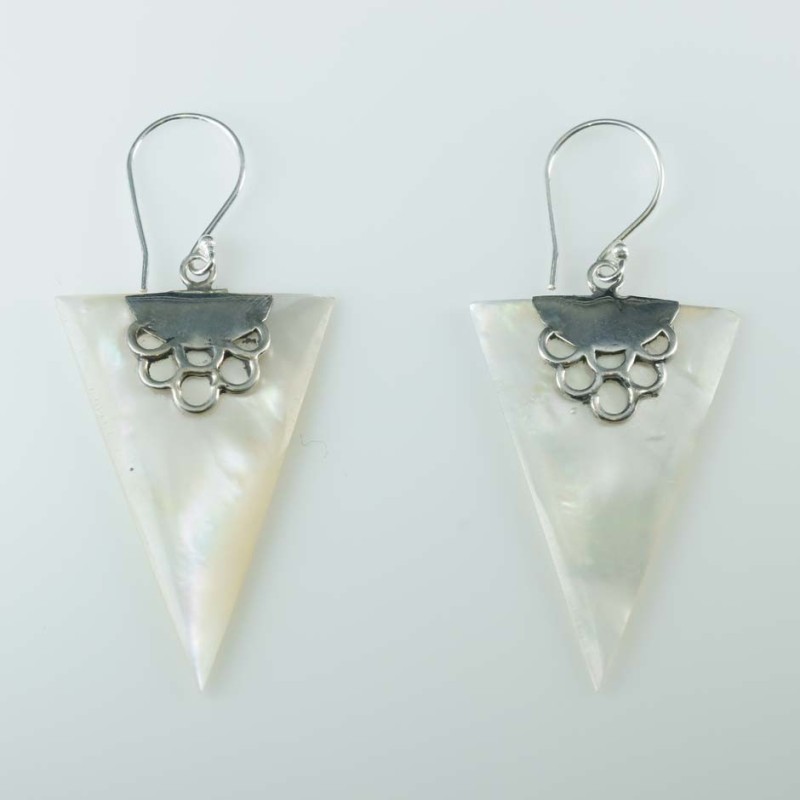 Earring Triangle MOP Shell