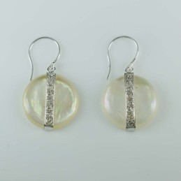 Earring Round MOP Shell