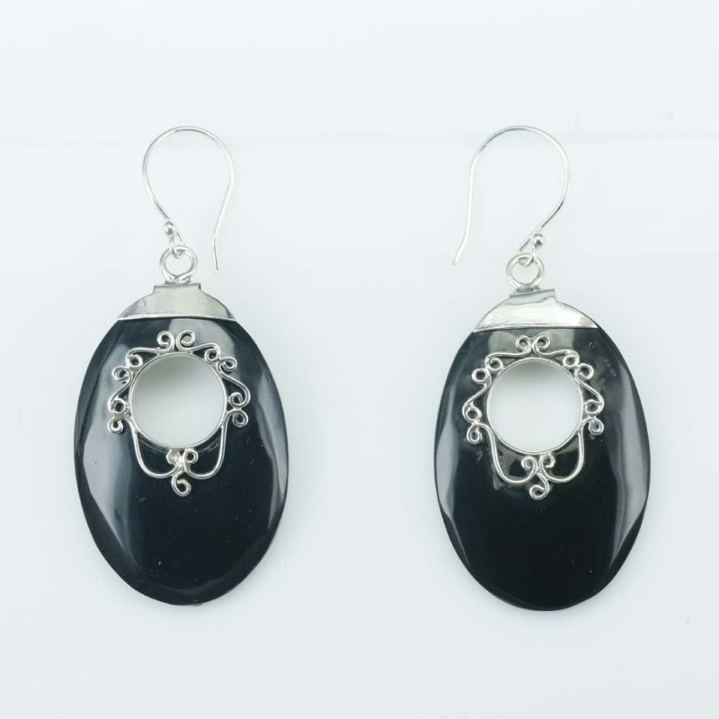 Earring Oval Black Resin