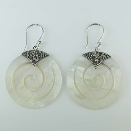 Earring Round MOP Shell